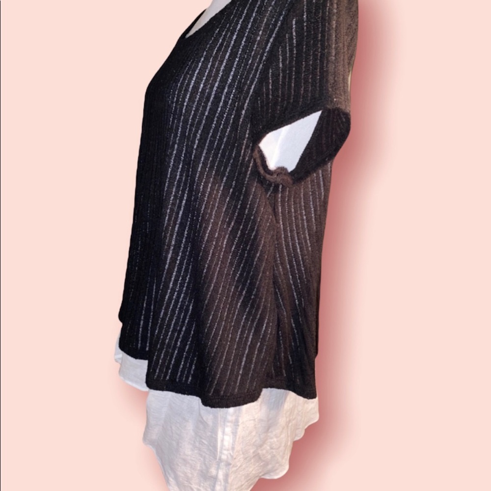 Anthropologie ~ Meadow Rue black/white top~ Medium - Picture 5 of 7